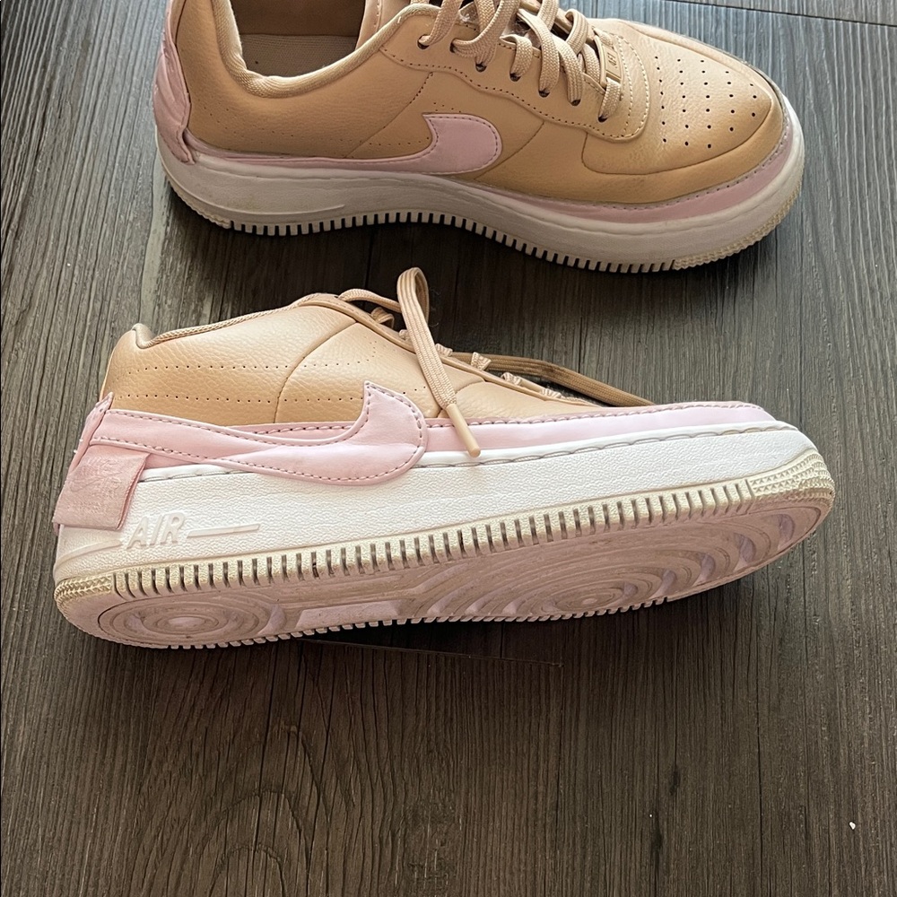 Nike Low-Top Sneakers in Tan and Light Pink